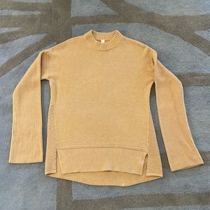 Lululemon Textured Mock Neck Sweater Size XS/S